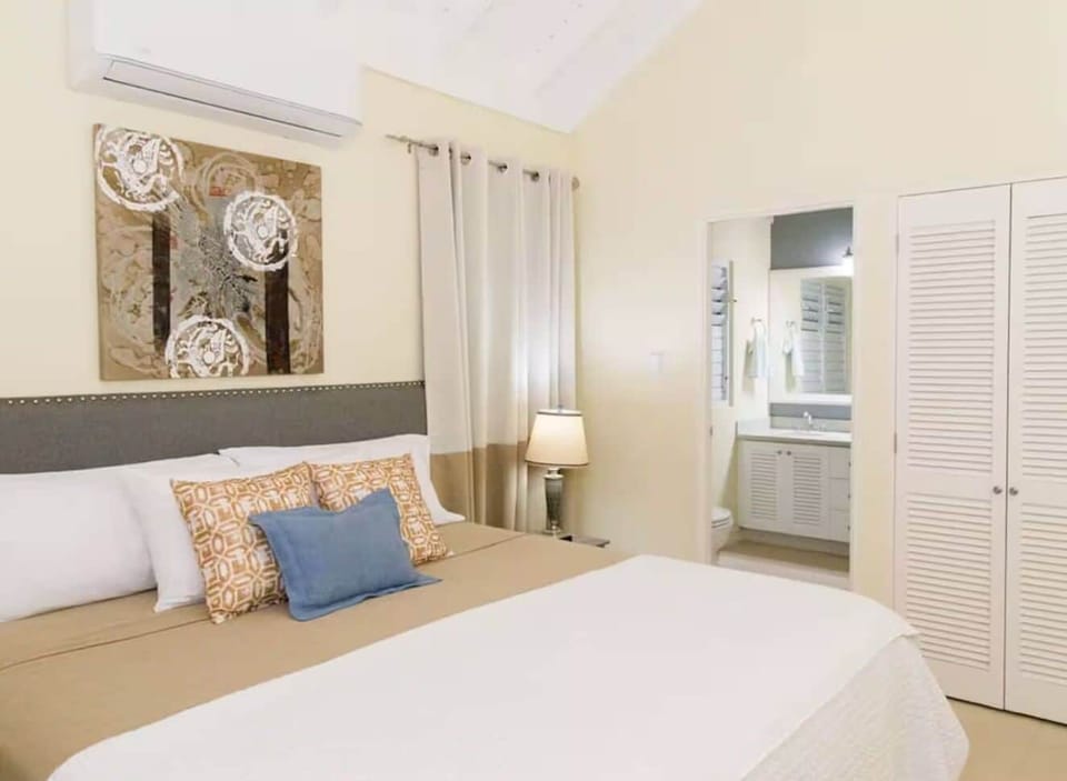 Apartment, Balcony, Garden View | Iron/ironing board, WiFi (free)
