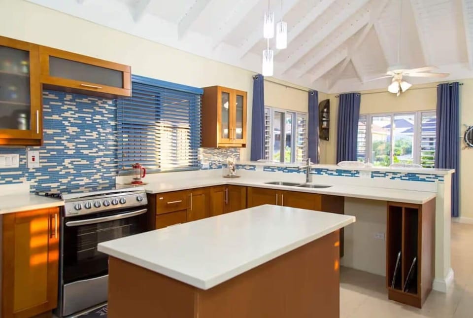 Apartment, Balcony, Garden View | Private kitchen