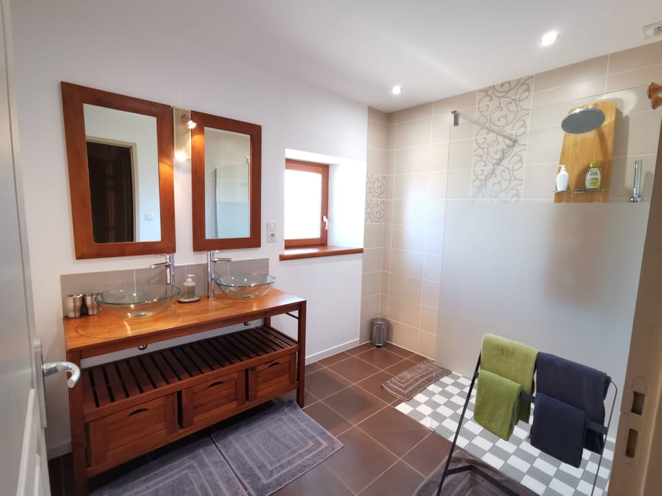 Double Room (Le Sorbier) | Laptop workspace, blackout drapes, rollaway beds, free WiFi