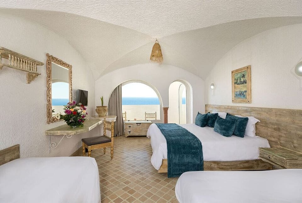 Standard Room, Balcony, City View | Hypo-allergenic bedding available, down comforters, WiFi (free)