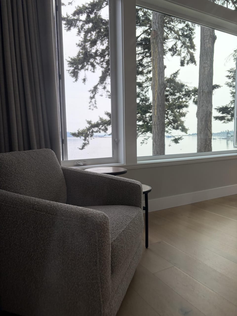 Seated window nook in the primary suite—perfect for peaceful coastal reading.