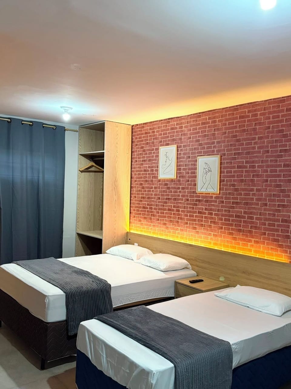 Deluxe Triple Room | Desk, laptop workspace, WiFi (free)