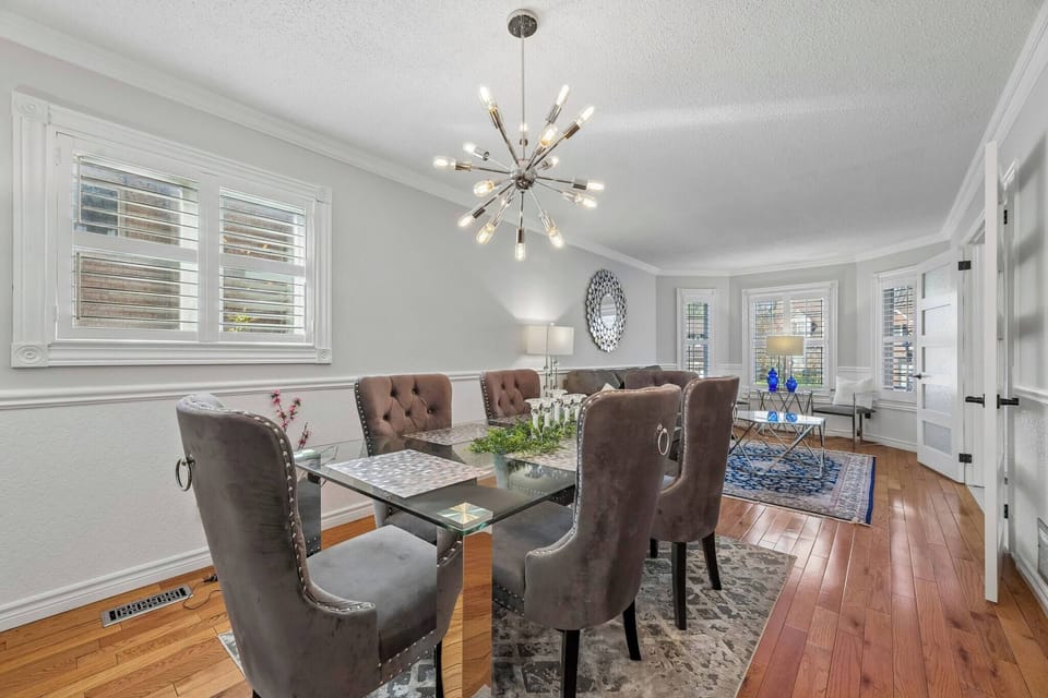 House, 5 Bedrooms, Patio | Dining