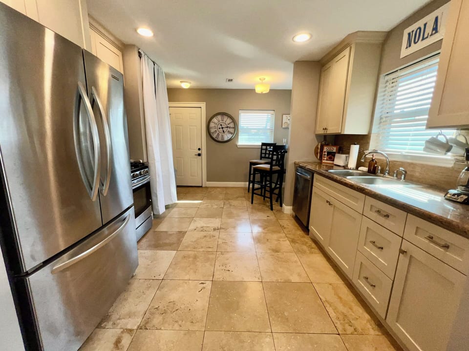 Full Kitchen