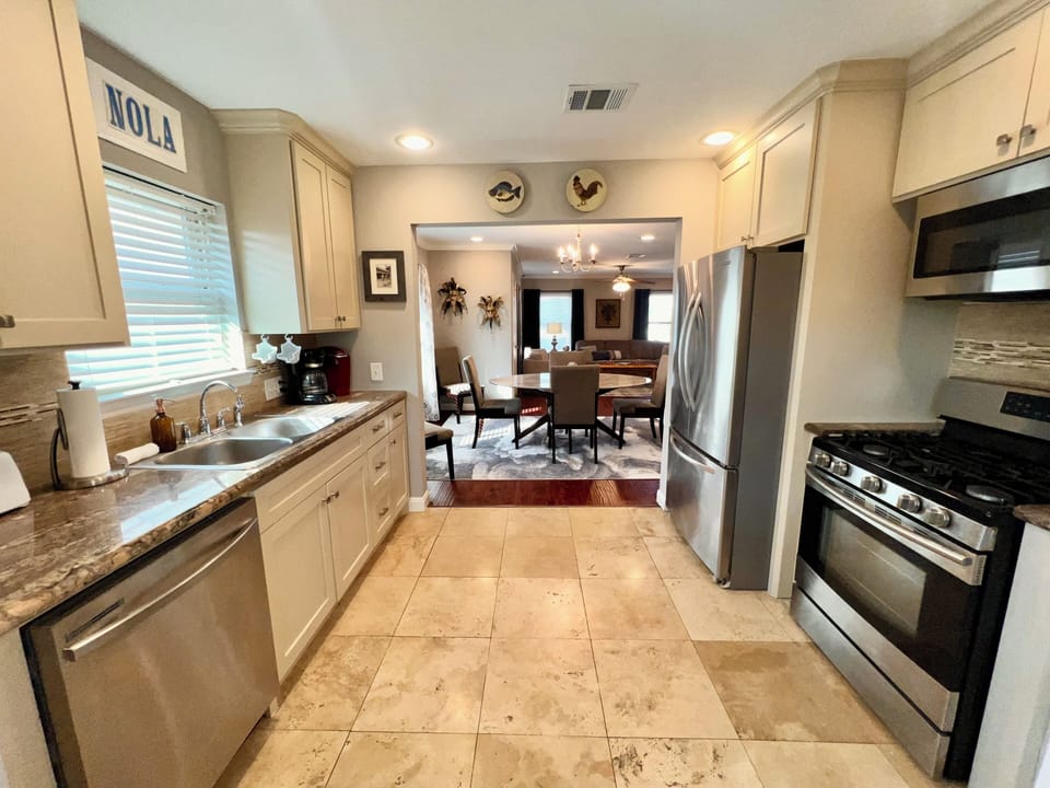Full Kitchen with Stainless Steel Appliances & Gas Range