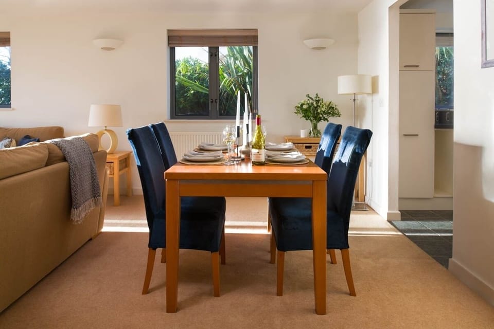 Dining area at Castle Bay Falmouth holiday apartment