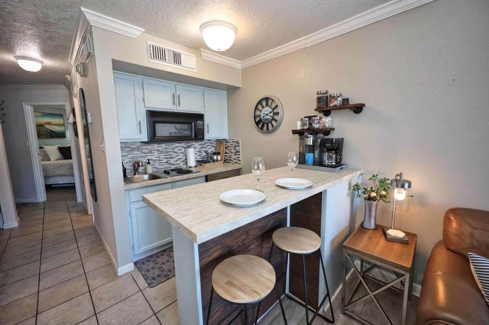 Condo, Multiple Beds (Seawall Serenity) | Private kitchen