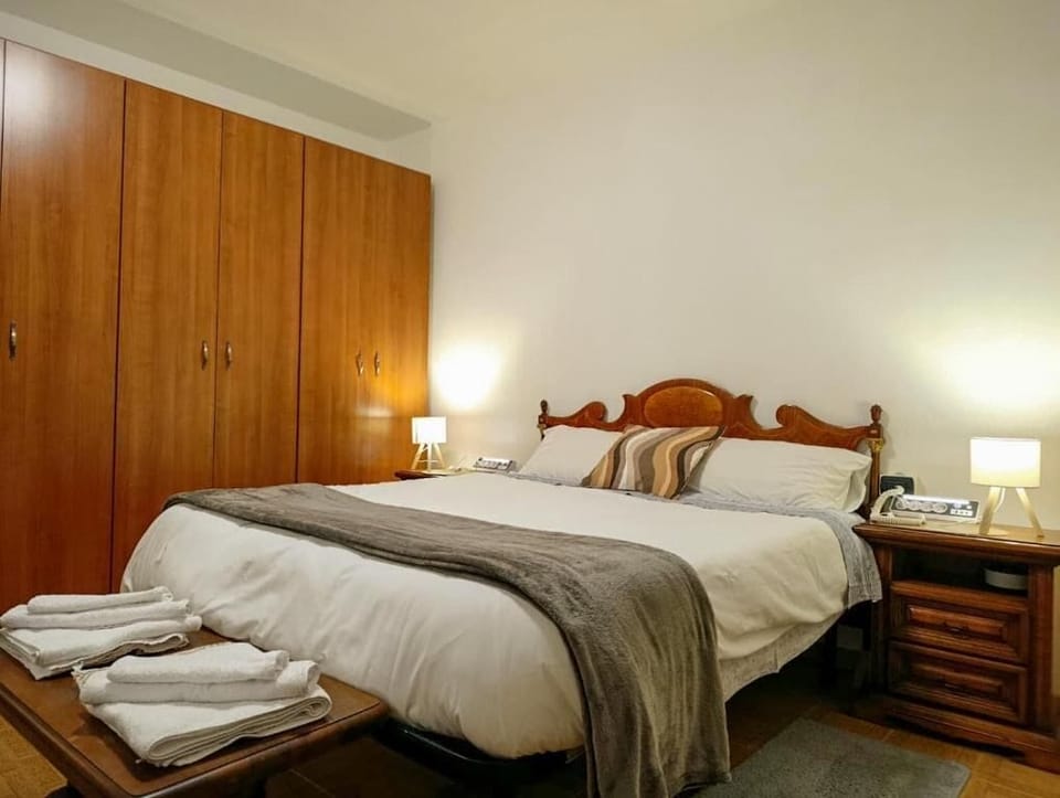 In-room safe, desk, laptop workspace, blackout drapes