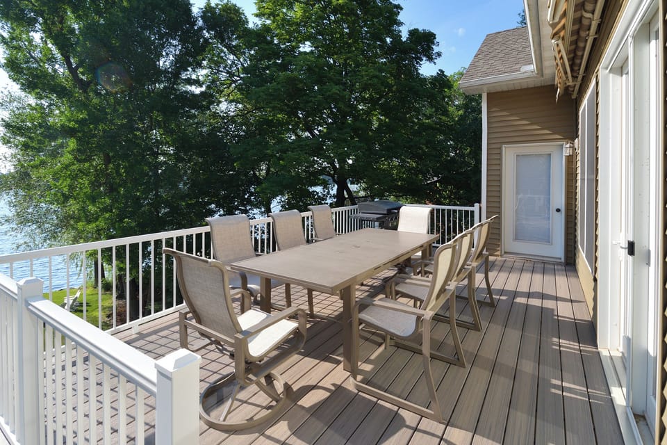 Breakfast in the sunshine. Dinner overlooking the water. This deck was made for slow lake days.