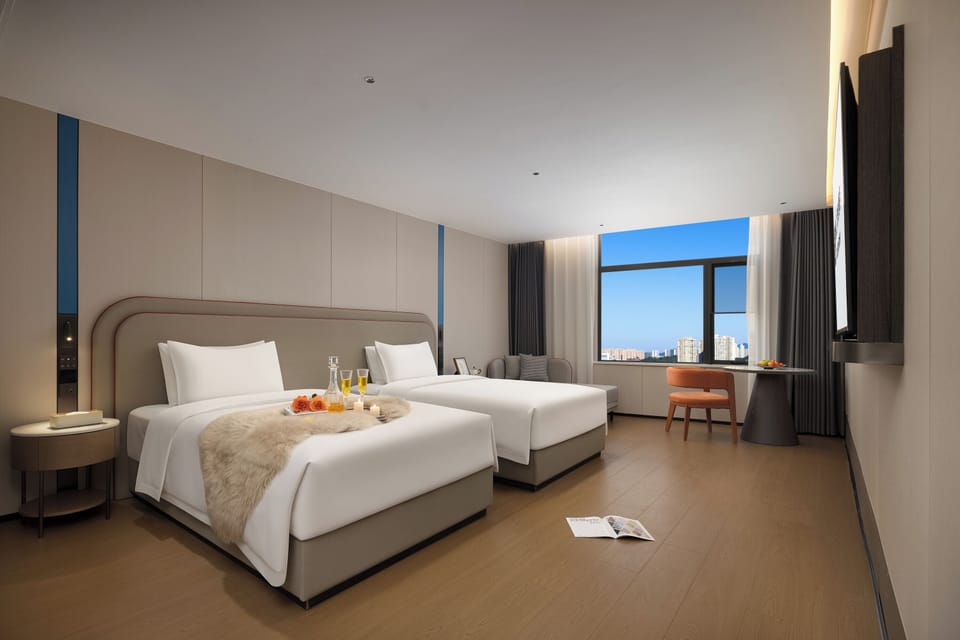 Business Twin Room, City View | Premium bedding, desk, laptop workspace, WiFi (free)