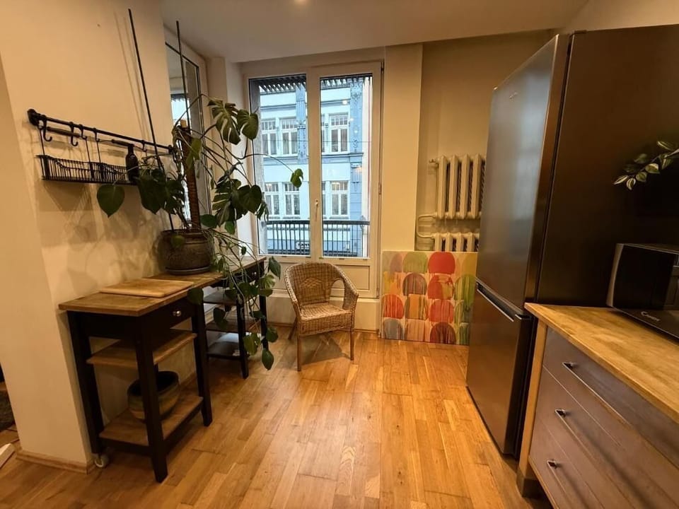 Apartment, Balcony, City View | Interior