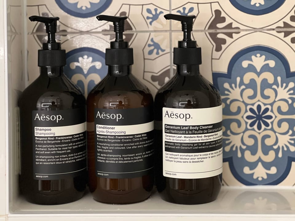 Bathroom amenities