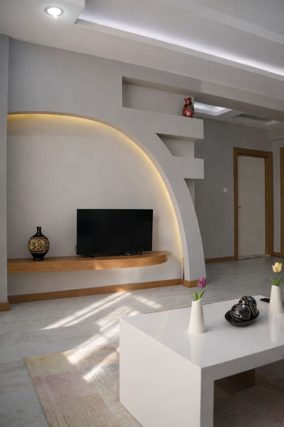 Suite | Interior