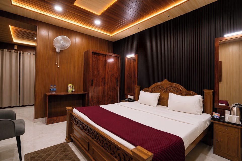 Premium Room | WiFi (free), bed sheets