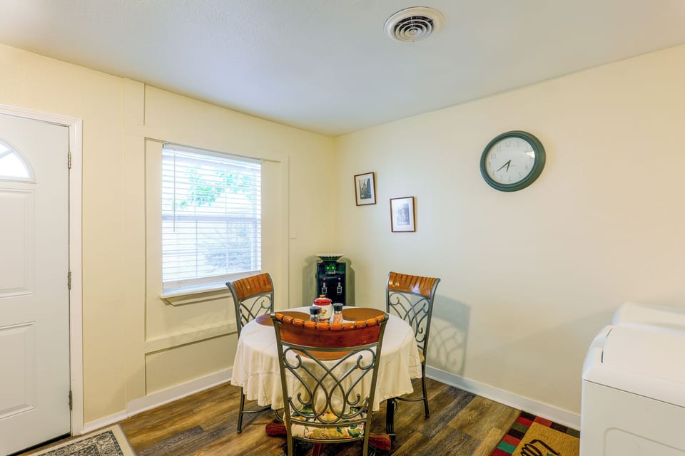 House (1 Bedroom) | Interior