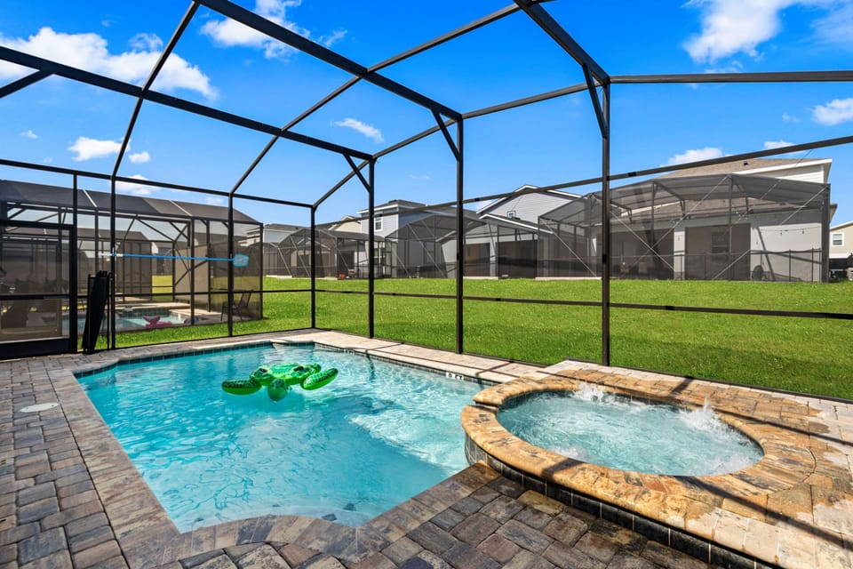 House | 6 bedrooms, high-speed internet