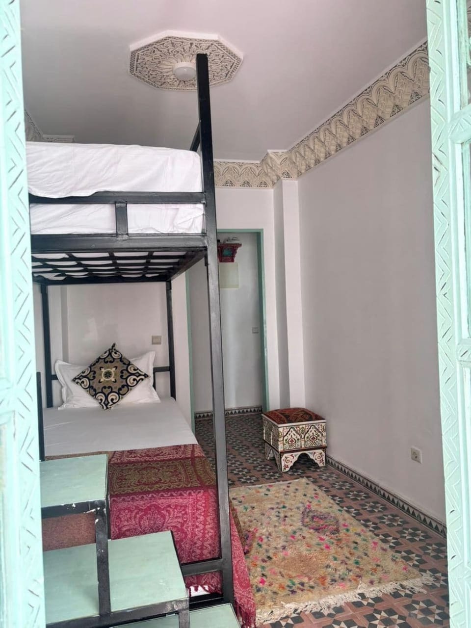Family Apartment, City View | Blackout drapes, iron/ironing board, WiFi (free)