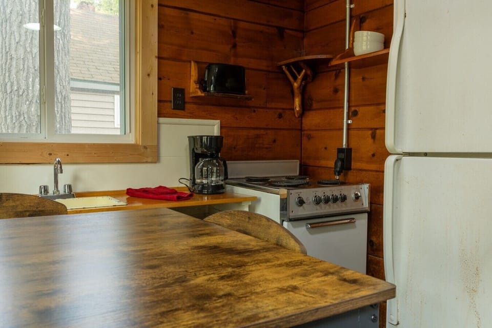 Cabin 4-5