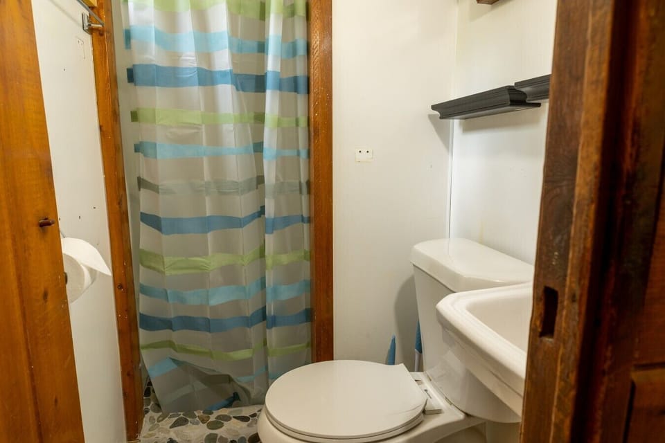 Cabin 7-5