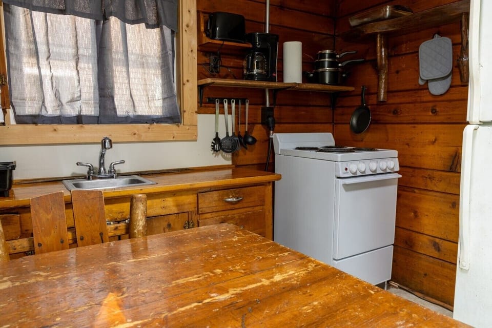 Cabin 2-4