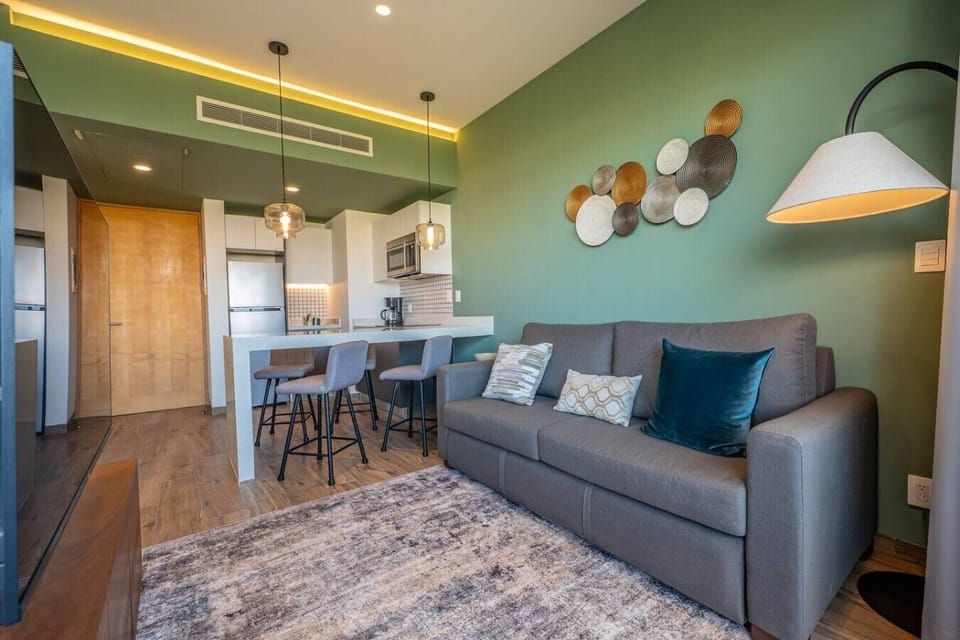 Comfortable living room, ideal for relaxing after a day at the beach.