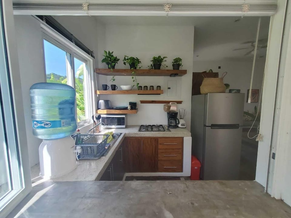 Comfort Room, Patio, Garden View | Private kitchen