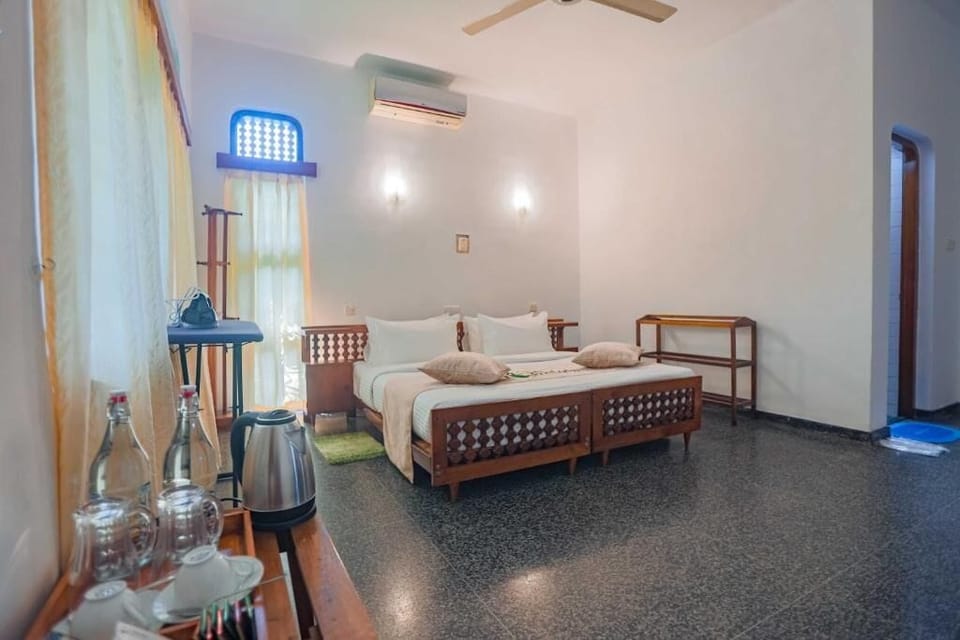 Basic Double Room | WiFi (free)