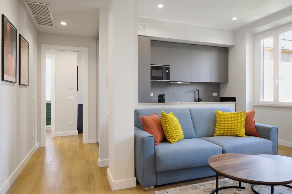 Superior Apartment, City View | Living area
