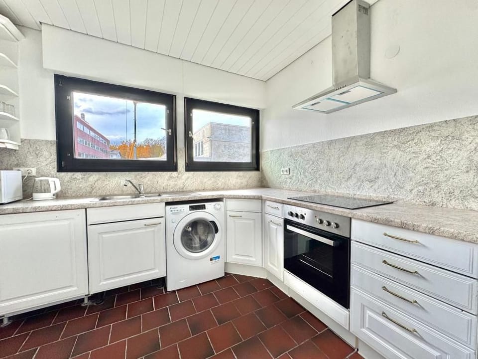 Comfort Apartment, Patio, Garden View | Private kitchen