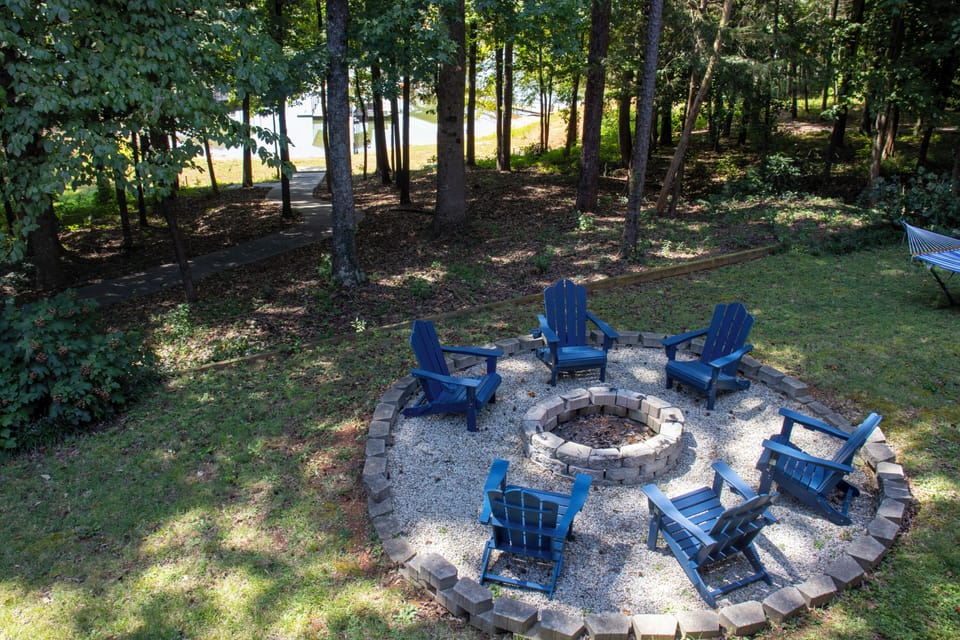 Enjoy smores by the fire pit, skewers located in kitchen.