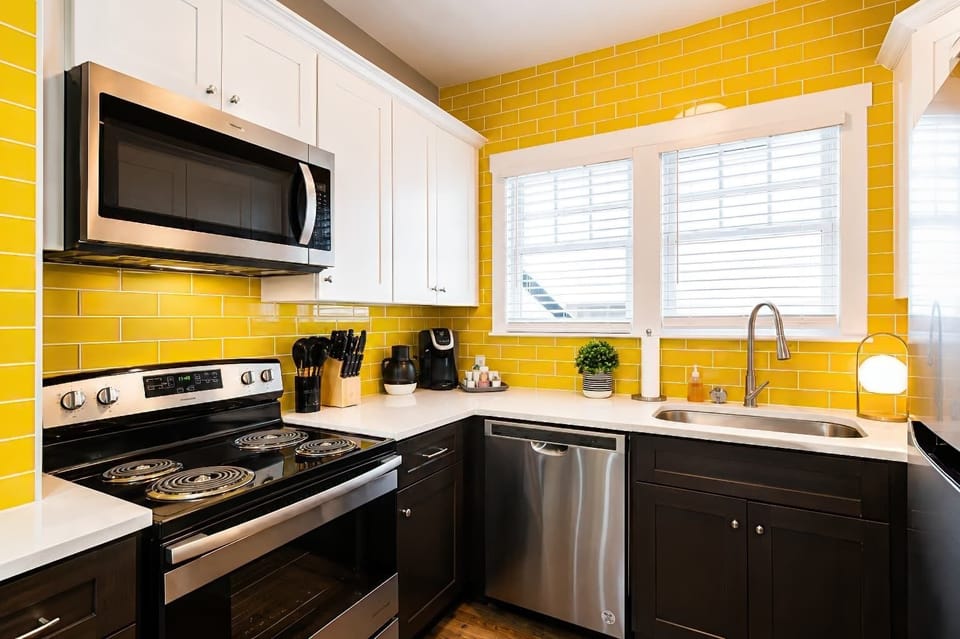 Fully equipped kitchen