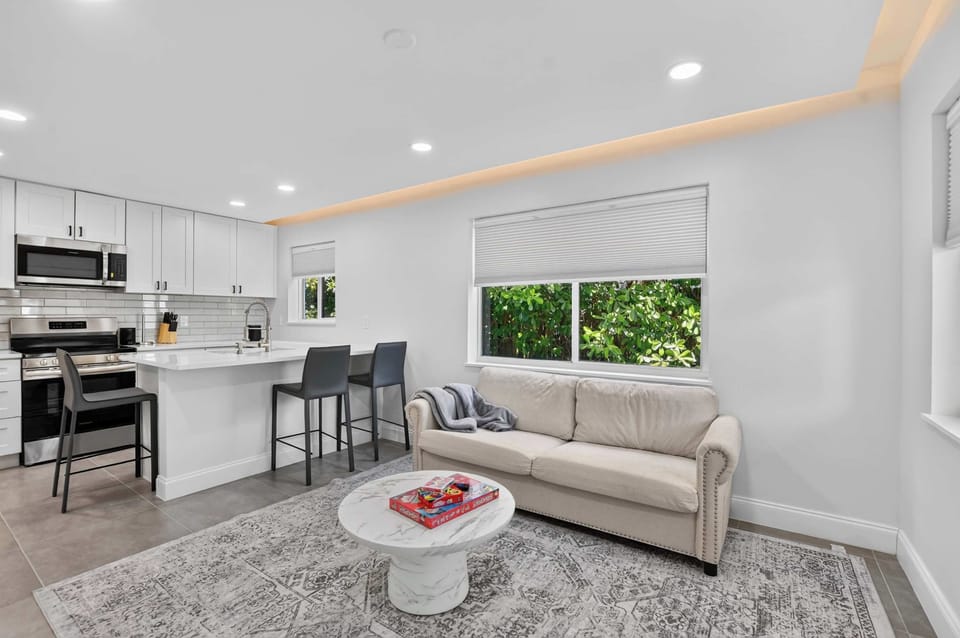 Welcoming open layout with plenty of space for everyone to spread out