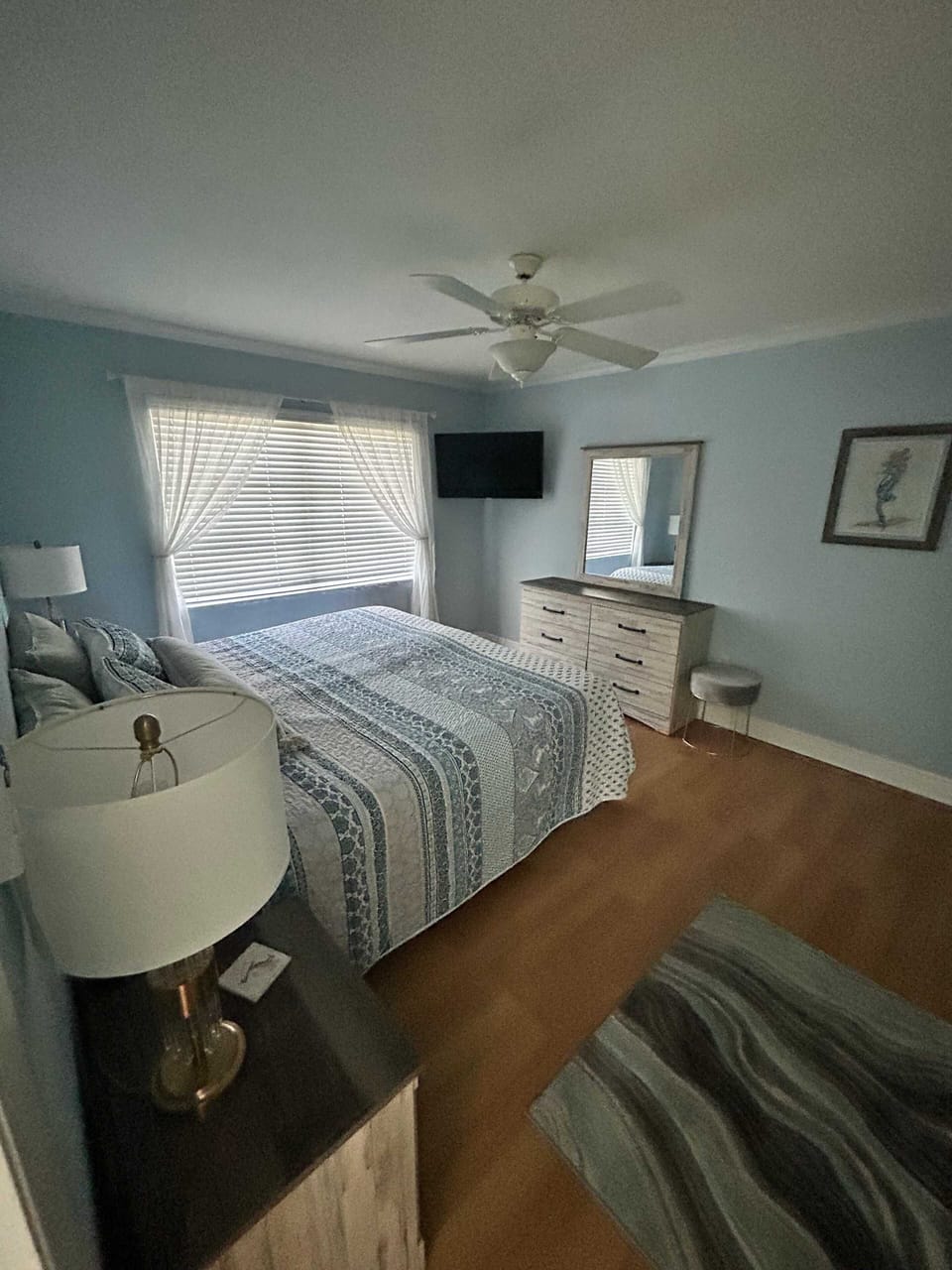 Comfort Condo | Iron/ironing board, WiFi (free)