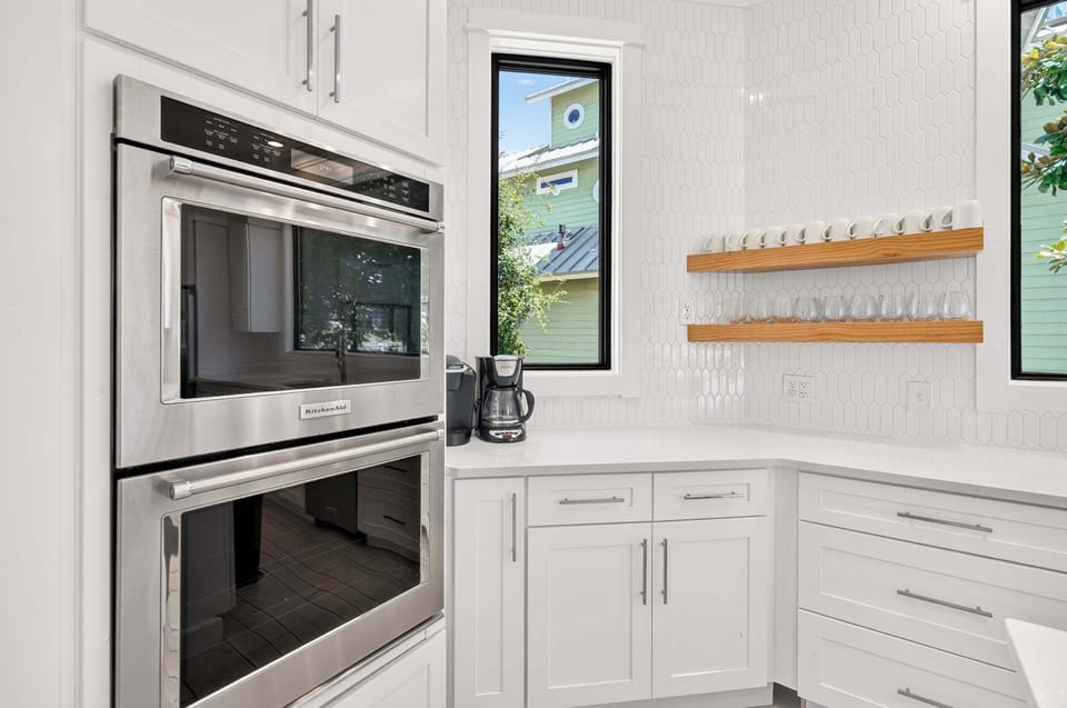 Crystal Oasis - Crystal Beach - Kitchen