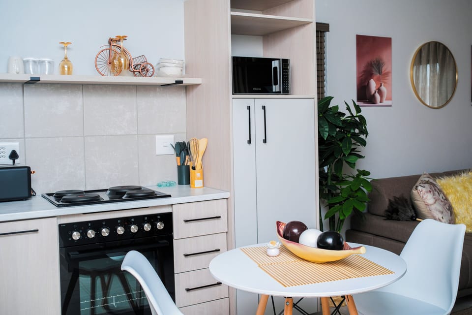 Apartment, 1 Bedroom, Accessible, Smoking | Interior