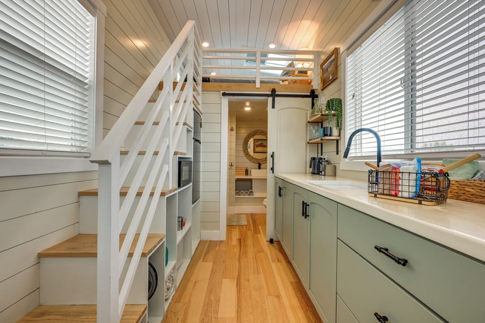 Kitchenette | Refrigerator | Microwave | Main Level