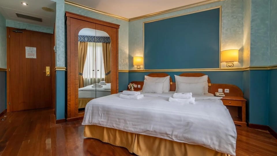 Standard Double or Twin Room | Iron/ironing board (on request), WiFi (free), bed sheets
