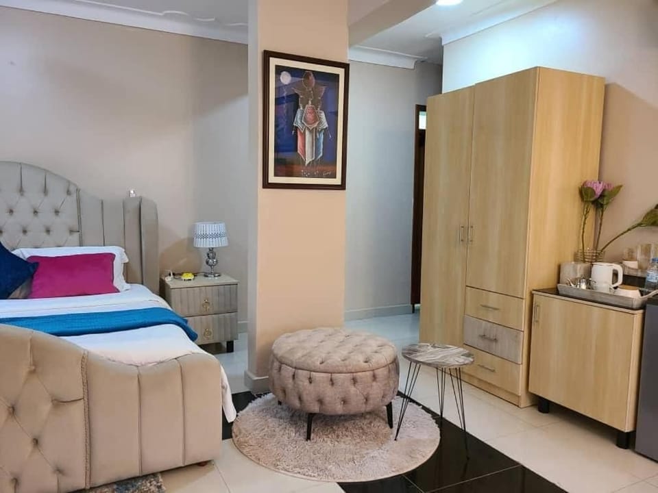 Double Room, Balcony, Garden View | Desk, blackout drapes, iron/ironing board (on request), WiFi (free)