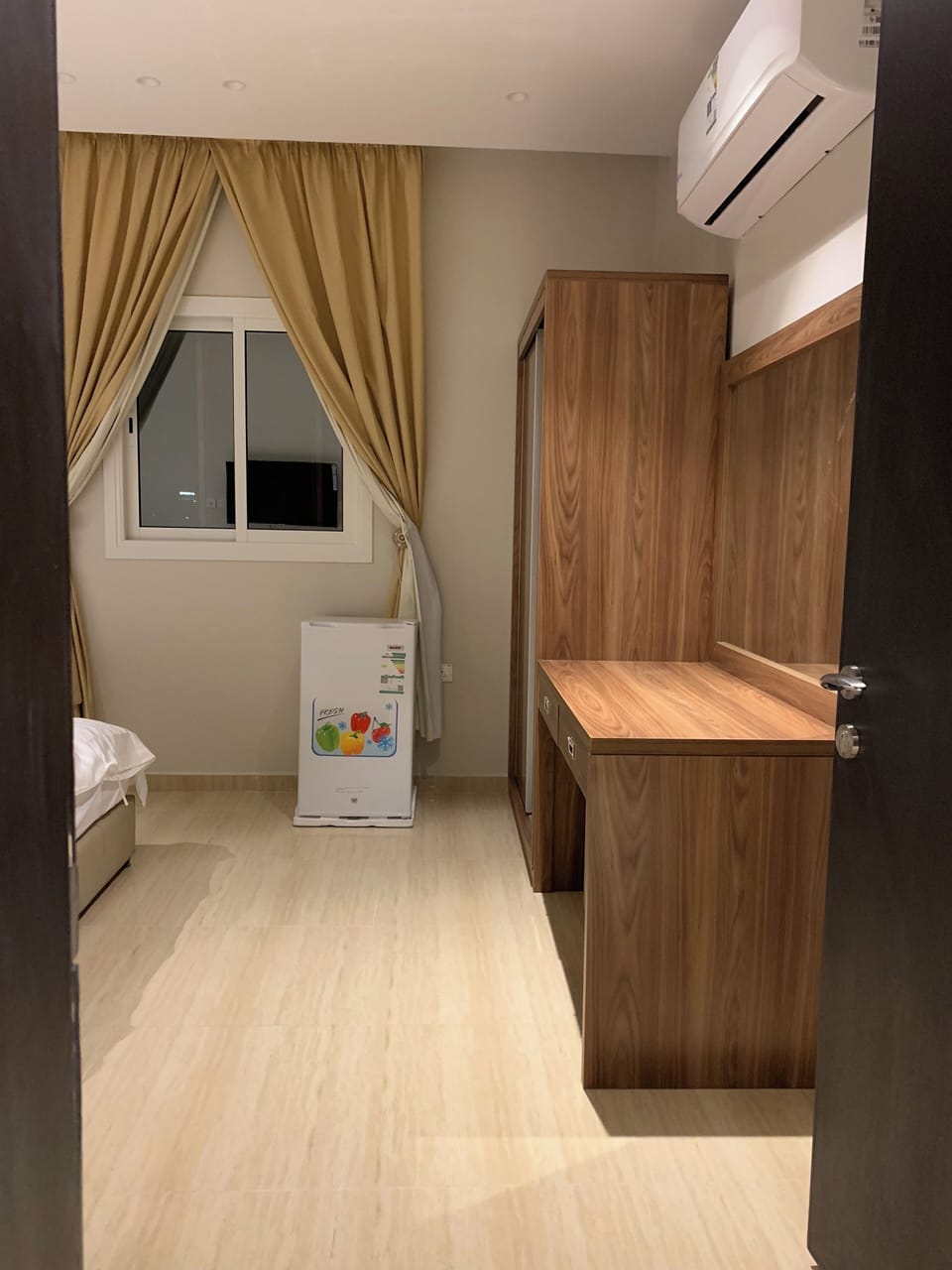 In-room safe, iron/ironing board, WiFi (free)