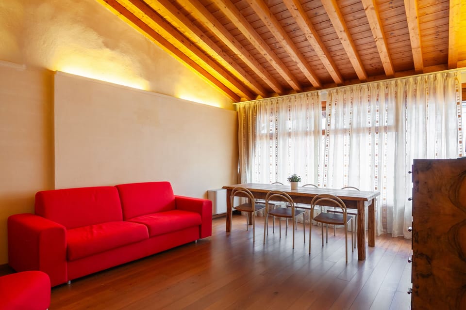 Apartment, 1 Bedroom | Living area | 30-inch TV with satellite channels
