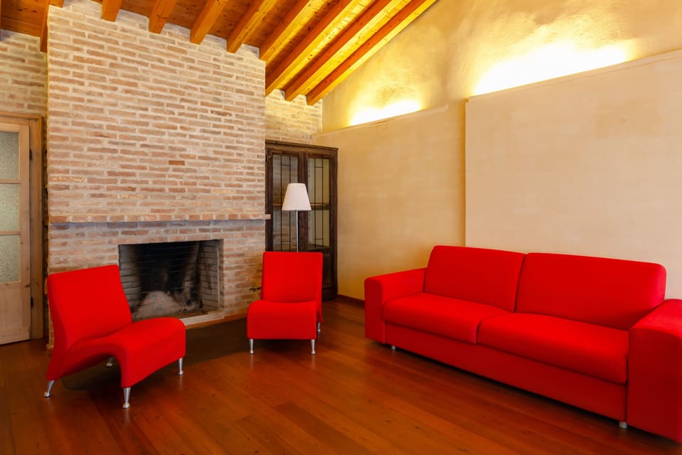 Apartment, 1 Bedroom | Living area | 30-inch TV with satellite channels