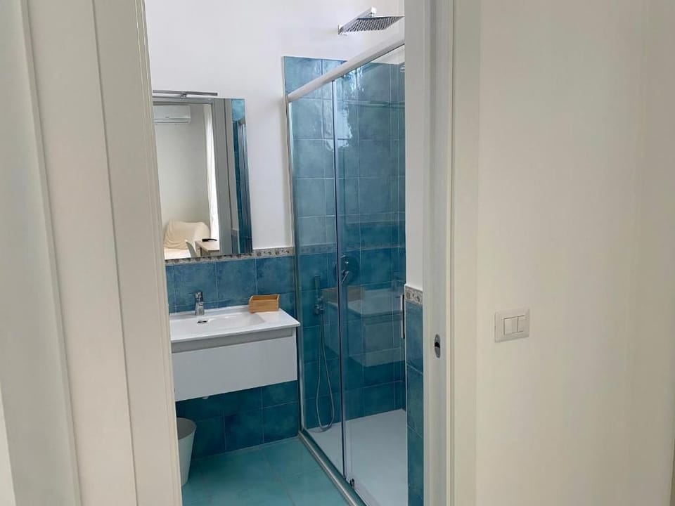 Acquamarina | Bathroom | Bidet