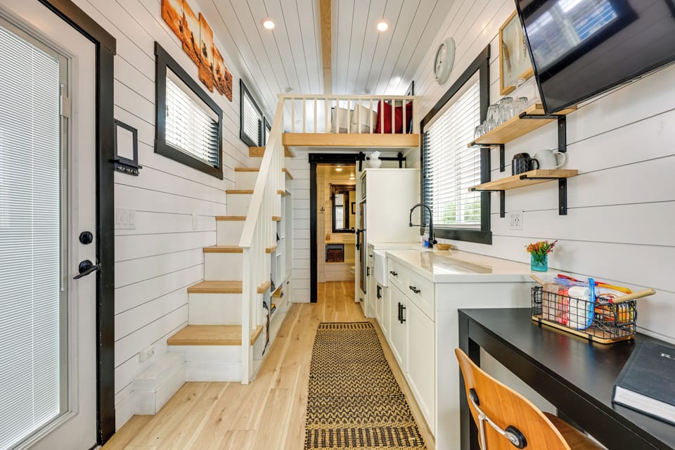 House (1 Bedroom) | Interior
