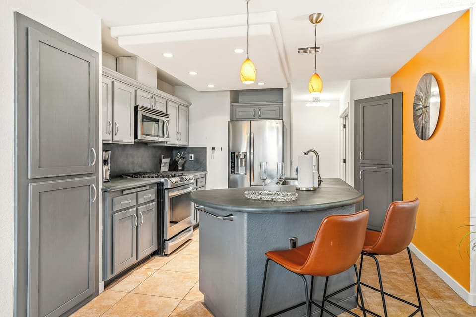 breakfast bar