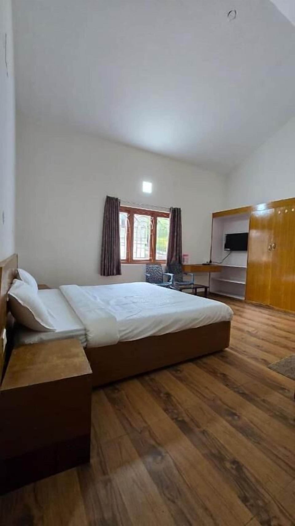 Family Room, Hill View | Desk, laptop workspace, WiFi (free)