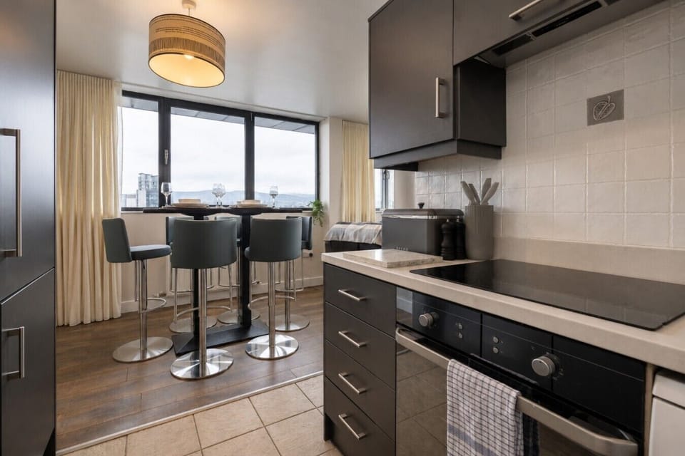 17d5a0a2-5685-4b07-ab5d-3470faad9a63