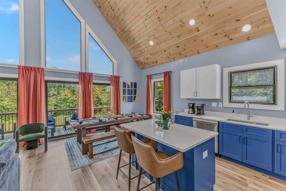 Pull up a stool at the quartz island for morning coffee or casual conversation while the group cooks together.
