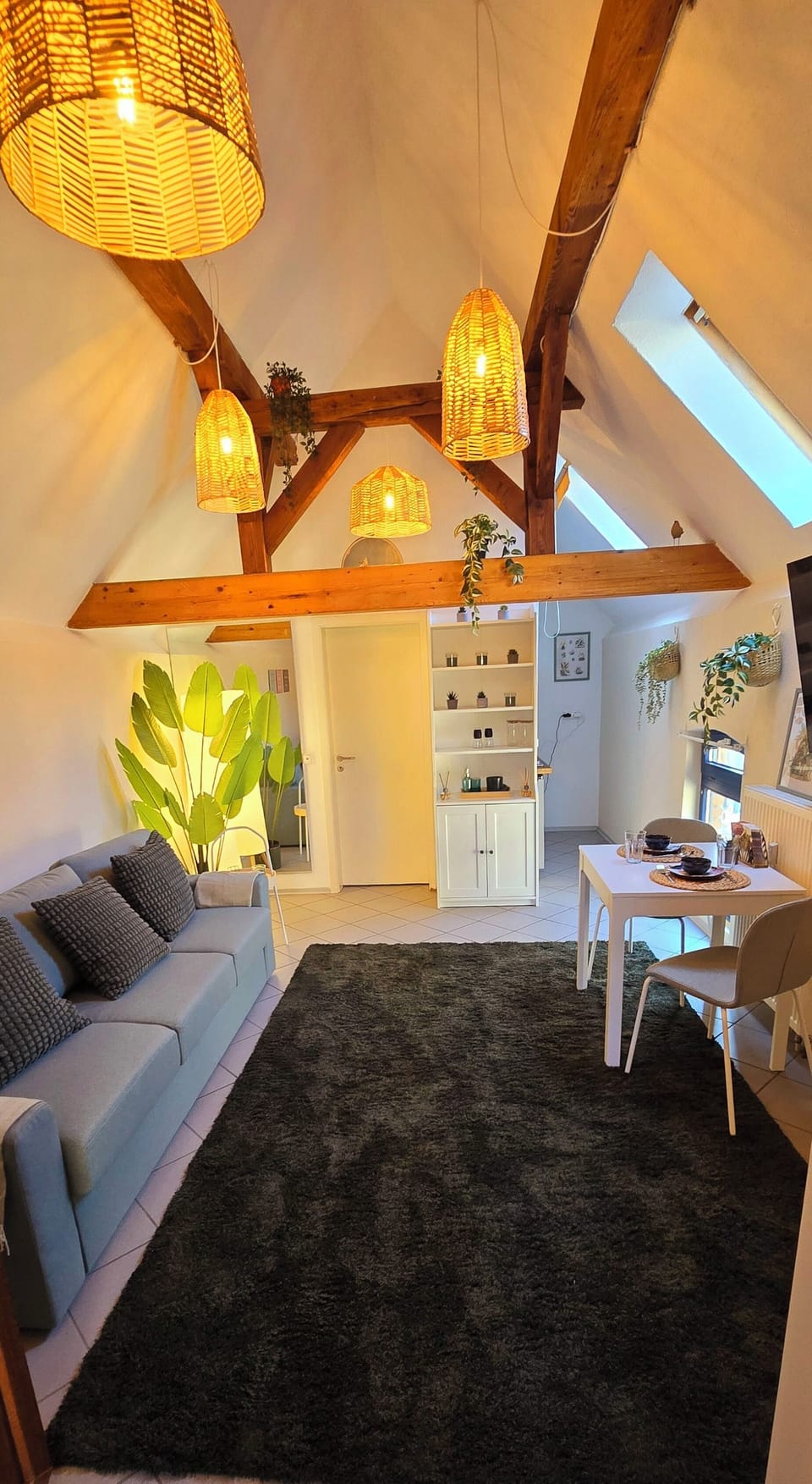 Apartment, 1 Bedroom | Living room