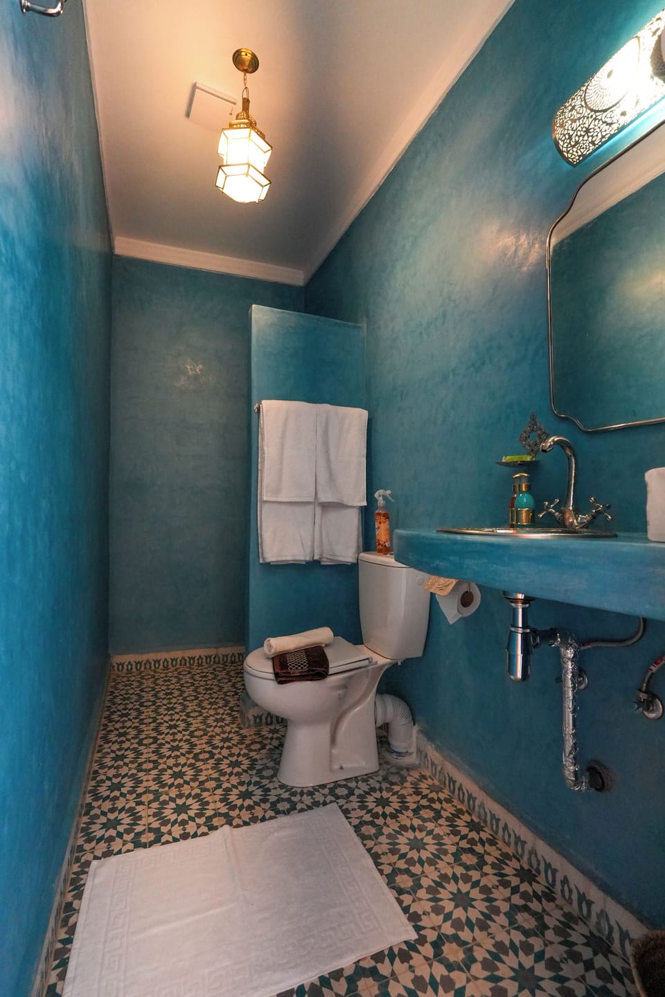 Double Room, Mountain View | Bathroom | Shower, hair dryer, towels, soap