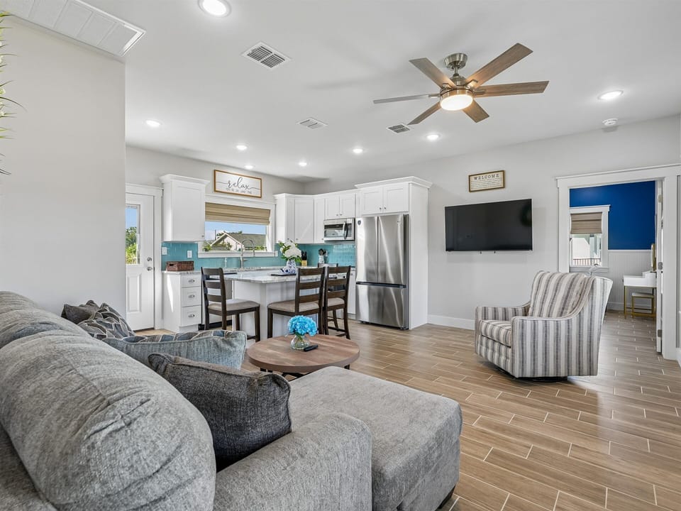 House (4 Bedrooms) | Property amenity
